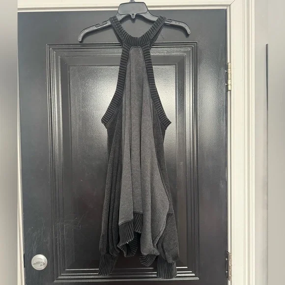 Free People • Half Moon Bay Cold Shoulder Pullover - Picture 4 of 5